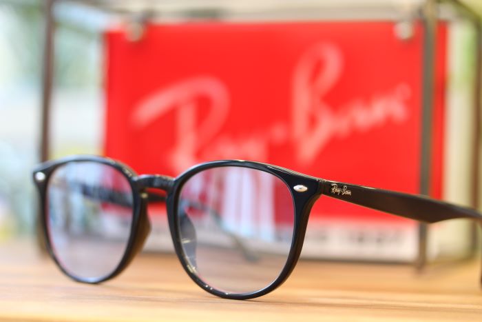 Ray-Ban