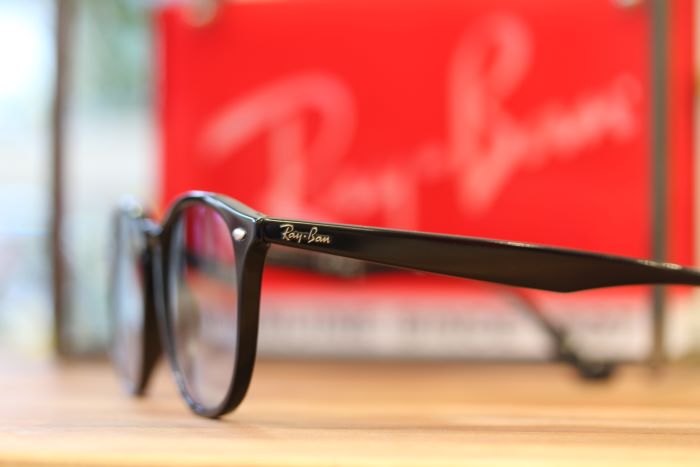 Ray-Ban