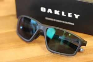 OAKLEY
