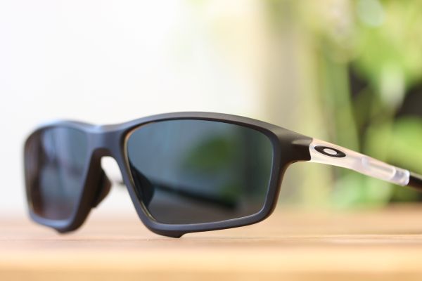OAKLEY