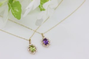 カラーストーンネックレス
