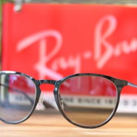 Ray-Ban