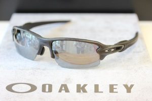 OAKLEY
