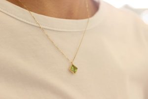 ペリドットネックレス