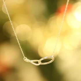 プラチナネックレス