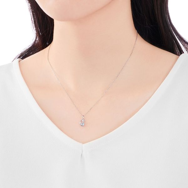 アクアマリンネックレス