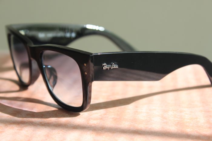 Ray-Ban